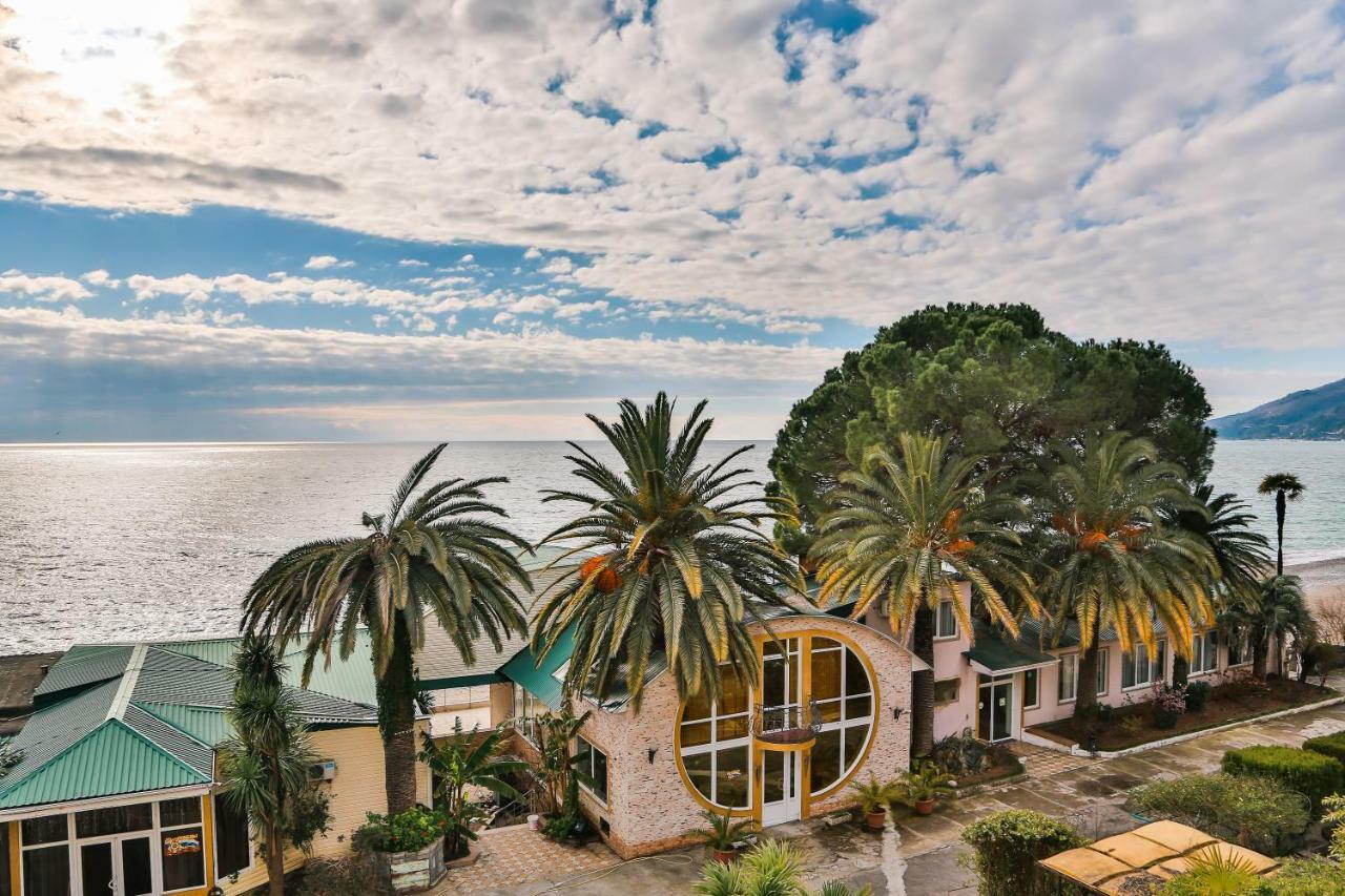 Old Gagra Hotel Dış mekan fotoğraf