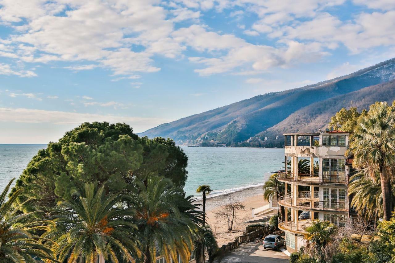 Old Gagra Hotel Dış mekan fotoğraf