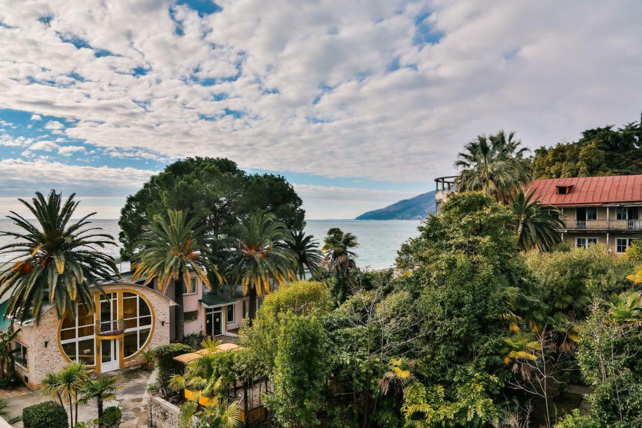 Old Gagra Hotel Dış mekan fotoğraf