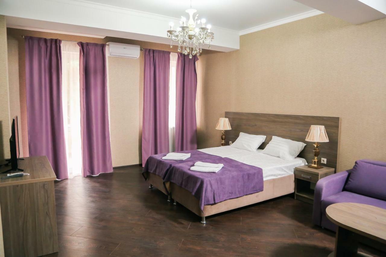 Old Gagra Hotel Dış mekan fotoğraf
