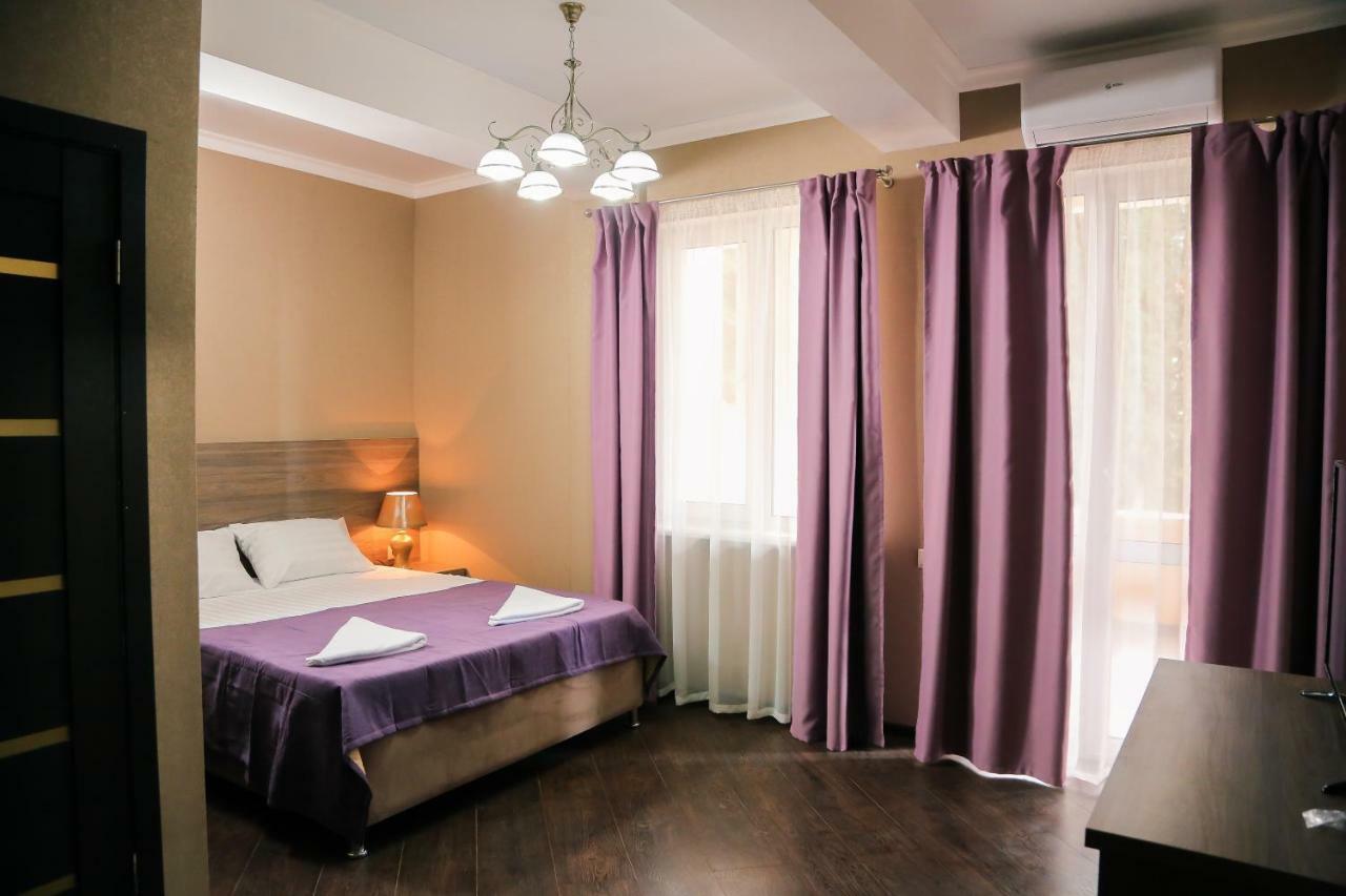 Old Gagra Hotel Dış mekan fotoğraf