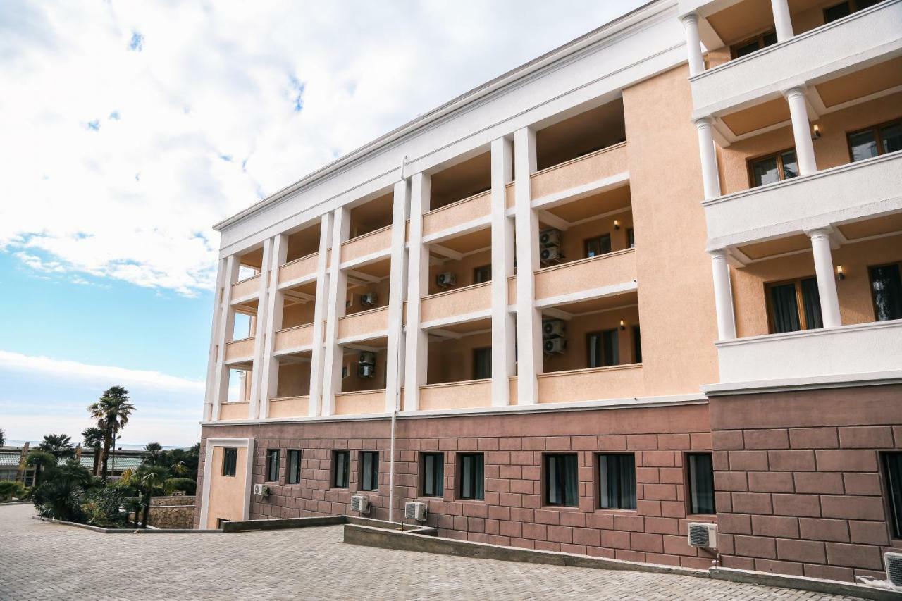 Old Gagra Hotel Dış mekan fotoğraf