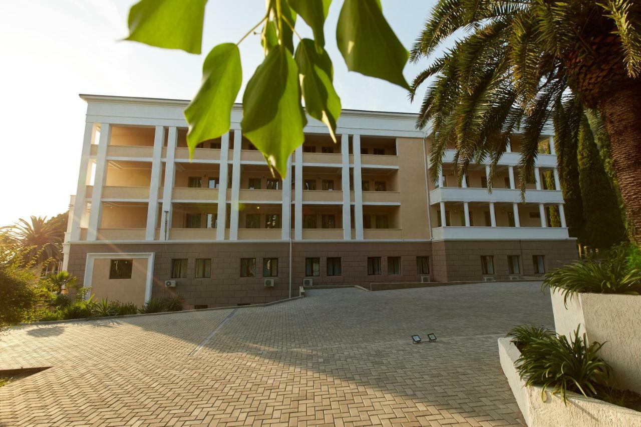 Old Gagra Hotel Dış mekan fotoğraf