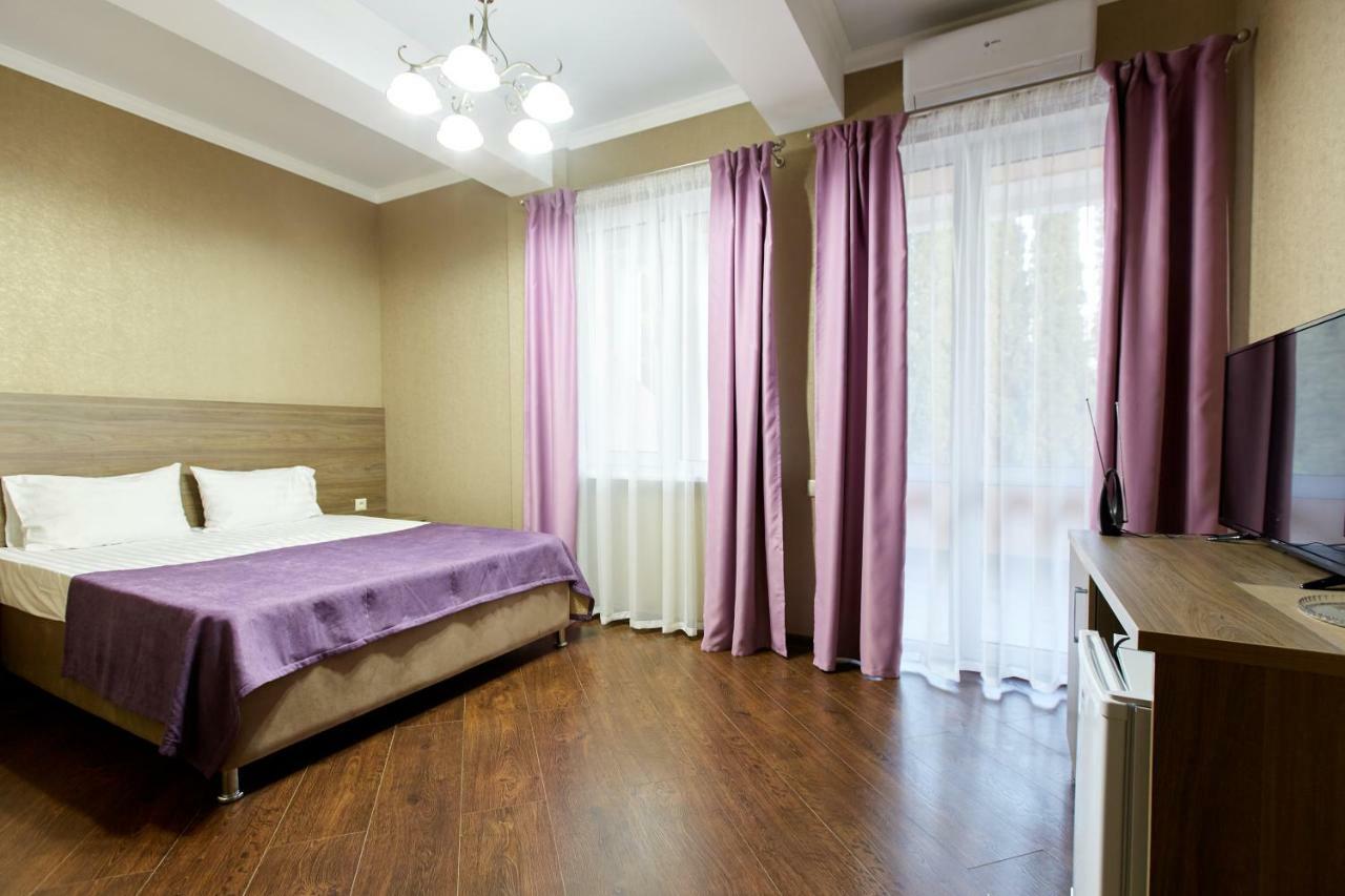 Old Gagra Hotel Dış mekan fotoğraf