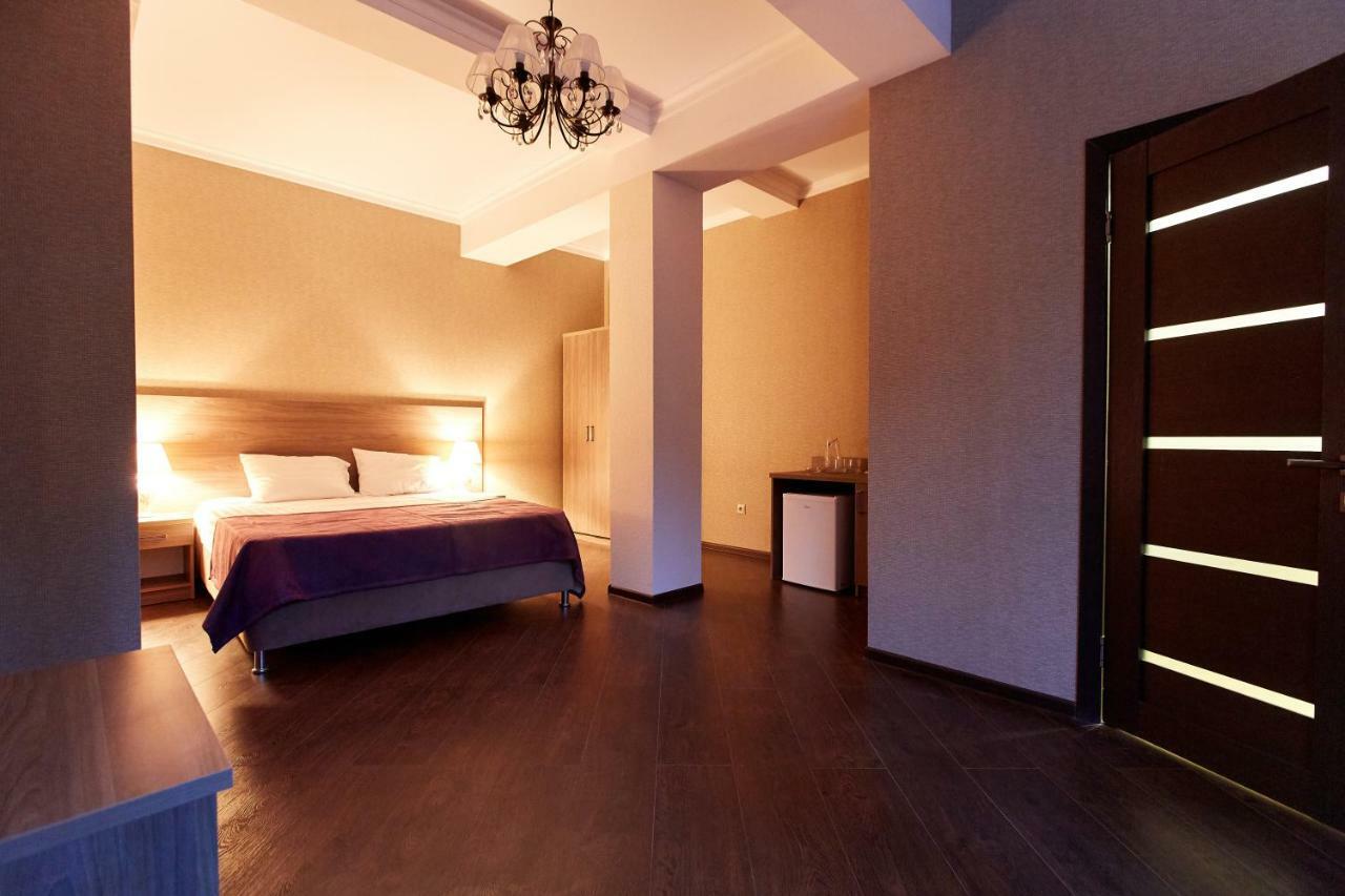 Old Gagra Hotel Dış mekan fotoğraf