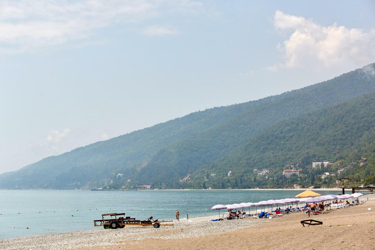 Old Gagra Hotel Dış mekan fotoğraf